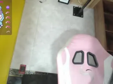 cutemia6 – webcam model profile photo Image 17