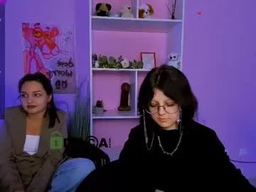 adelina_shine – webcam model profile photo Image 6