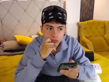 mia_greyy – webcam model profile photo Image 2