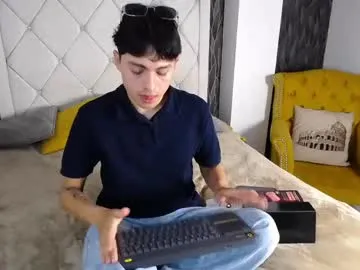 mia_greyy – webcam model profile photo Image 4