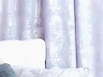 roxannegomez_ – webcam model profile photo Image 13