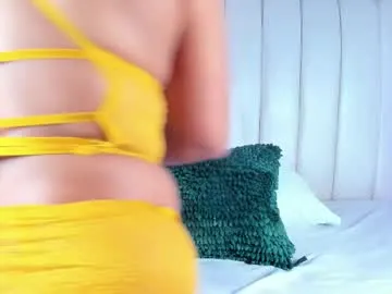 brunettklaryss – webcam model profile photo Image 10