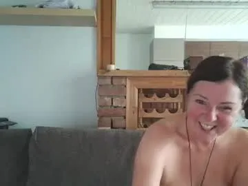 loving_ladies – webcam model profile photo Image 17