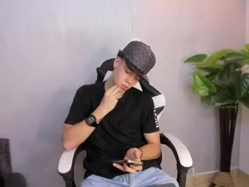 alicehanz_ – webcam model profile photo Image 11