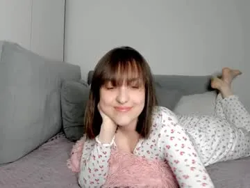 evelyn_evyy – webcam model profile photo Image 7