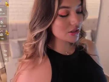 angelsofaurora – webcam model profile photo Image 2