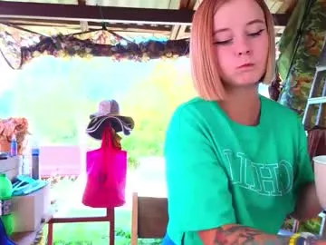 sarahadams – webcam model profile photo Image 13