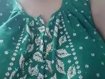 ErikaBonnie – webcam model profile photo Image 19