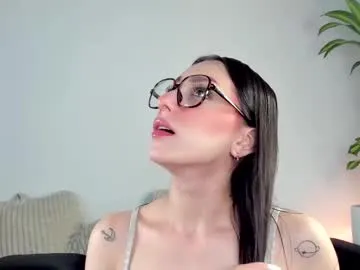 nataly_kydman – webcam model profile photo Image 4