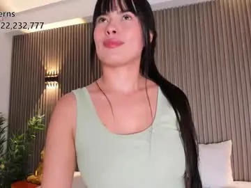 pinkypuppa – webcam model profile photo Image 6