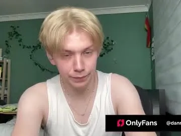 alice_edward – webcam model profile photo Image 2