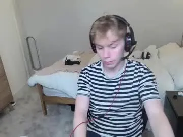 alice_edward – webcam model profile photo Image 5