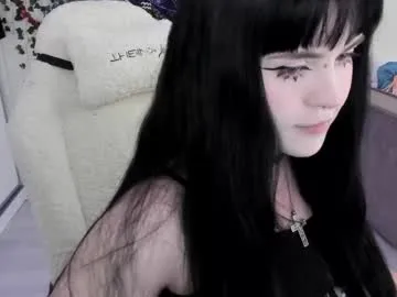 pinkadele – webcam model profile photo Image 16