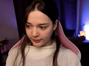 chloe_ember_ – webcam model profile photo Image 6