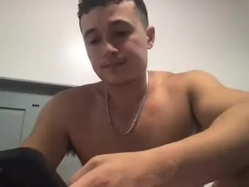 petites_perles – webcam model profile photo Image 4