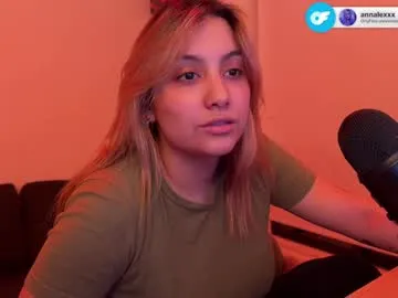 julianagreyx – webcam model profile photo Image 8