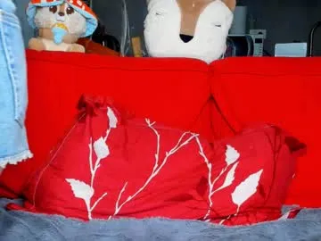 sexyfoxyari – webcam model profile photo