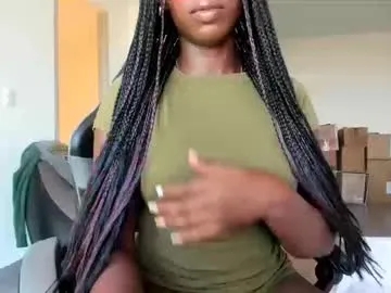 heavenmoth – webcam model profile photo Image 13