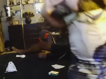 _b00bss_ – webcam model profile photo Image 8