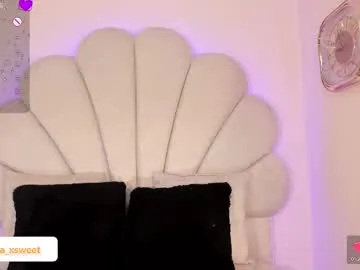 loving_ladies – webcam model profile photo Image 2