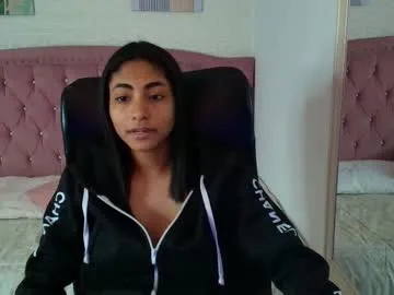 janna_foxx – webcam model profile photo Image 4