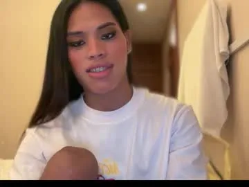 vanandjuani – webcam model profile photo Image 18