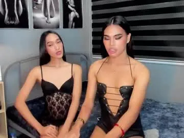 vanandjuani – webcam model profile photo Image 5