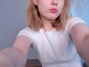 sophie_belton – webcam model profile photo Image 12