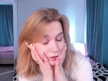 sophie_belton – webcam model profile photo Image 4