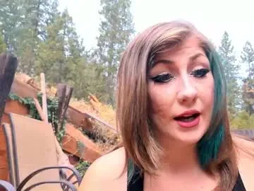 giaglowing – webcam model profile photo Image 16