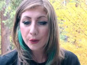 giaglowing – webcam model profile photo Image 18