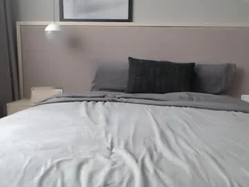 sellapink – webcam model profile photo Image 2