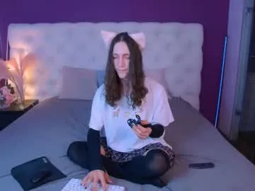 ely_cherry18 – webcam model profile photo Image 13