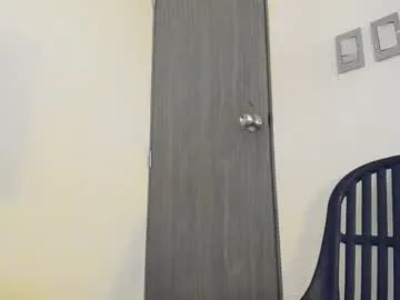 anabel054 – webcam model profile photo Image 7