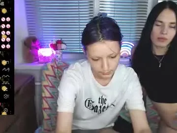 double_magic_ – webcam model profile photo Image 7