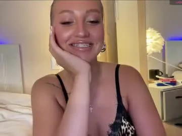 dears_pearlss – webcam model profile photo Image 12