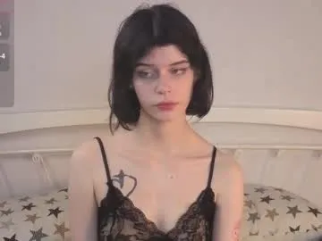 EvelynMills – webcam model profile photo Image 5