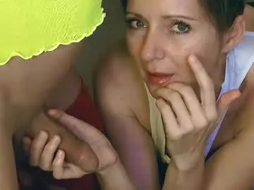 loving_ladies – webcam model profile photo Image 16