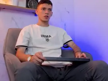 pao2c_ – webcam model profile photo Image 12