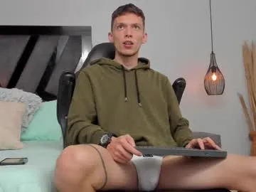 pao2c_ – webcam model profile photo Image 2