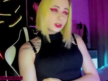 im_manu – webcam model profile photo Image 15