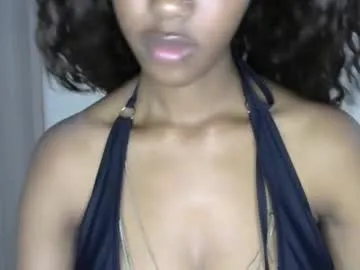 petites_perles – webcam model profile photo Image 5