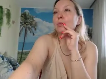 kira0541 – webcam model profile photo Image 3