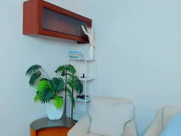 angelsofaurora – webcam model profile photo Image 4