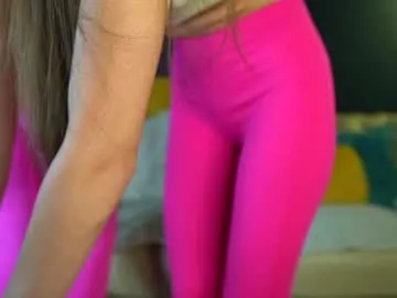 loving_ladies – webcam model profile photo Image 15