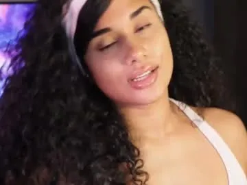 blue_bow – webcam model profile photo Image 2