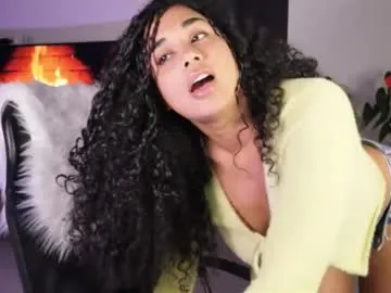 blue_bow – webcam model profile photo Image 4