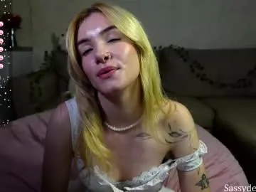 laura47_sweet – webcam model profile photo Image 8