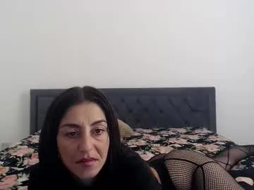 sweetyoops – webcam model profile photo Image 12