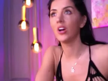 angelsofaurora – webcam model profile photo Image 2